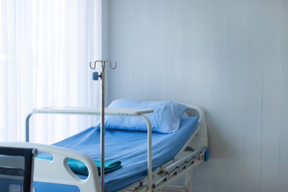 adjustable patient bed