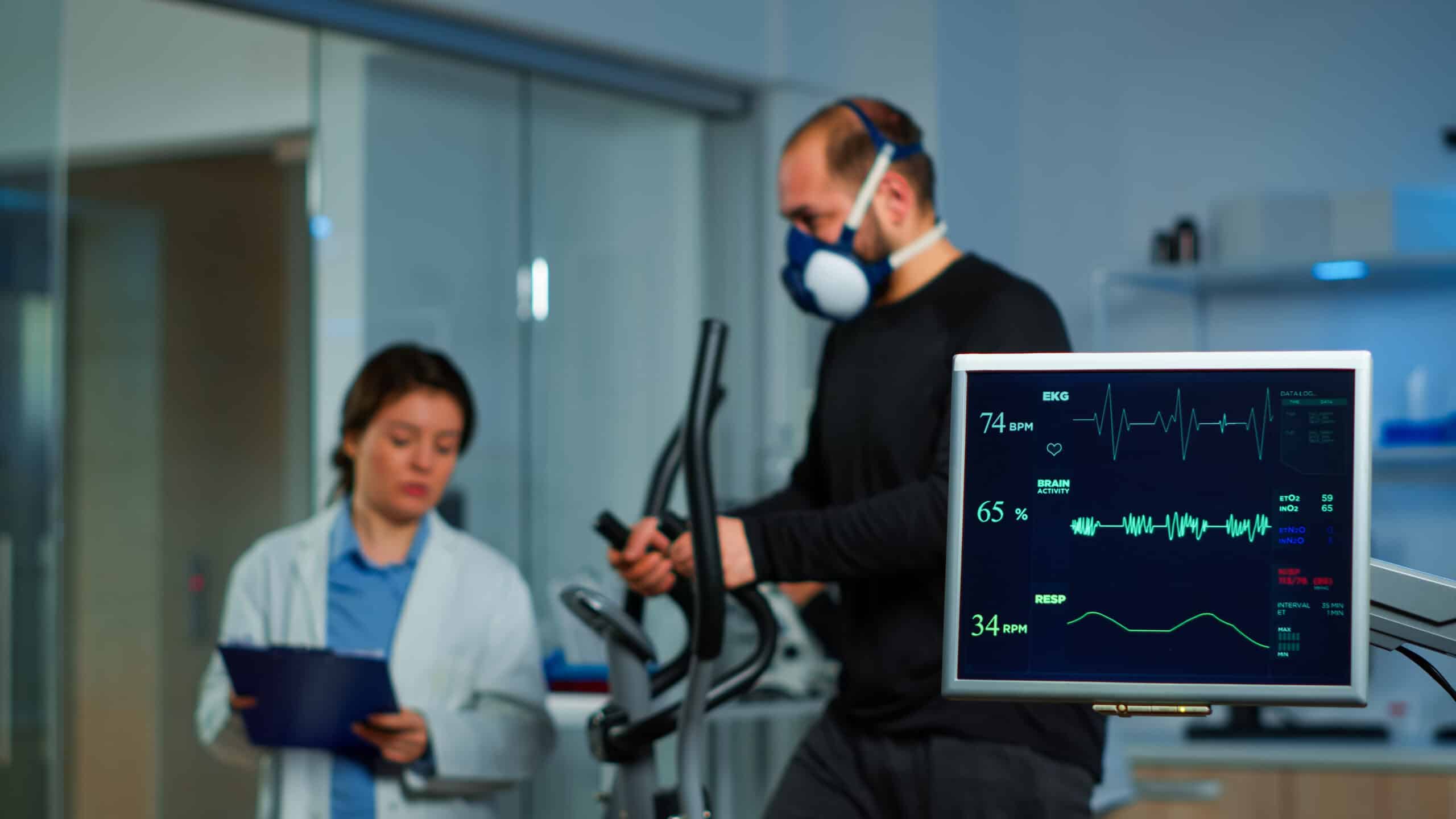 cardiac monitor machine for patient monitoring in Pakistan